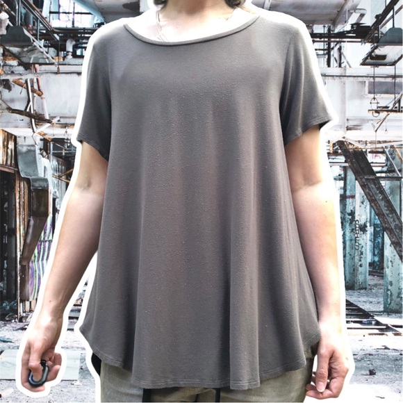 Alfani Tops - Alfani Woman Oversized Gray T-shirt with Curved Hi-Lo Hem, Size M